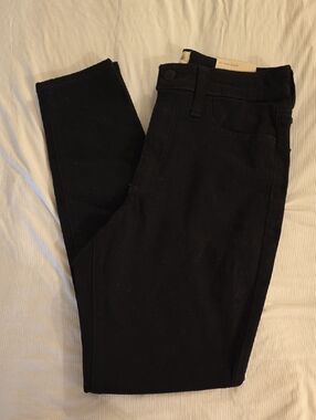 Universal Thread Black Skinny High-Rise Jeans